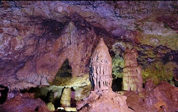 غار آویشو ماسال